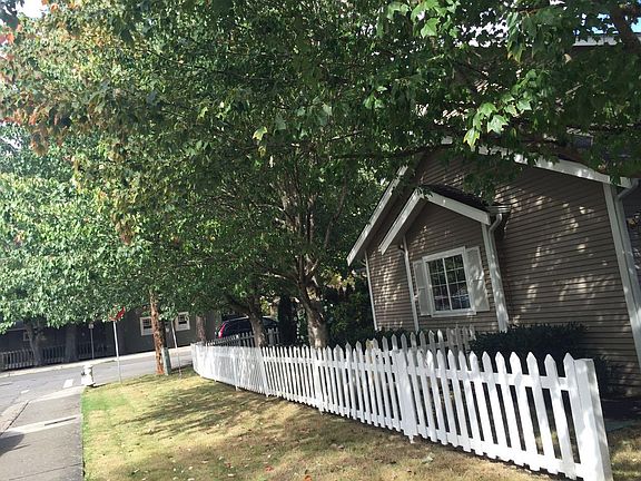 5th image of 185 NW Juniper St #866