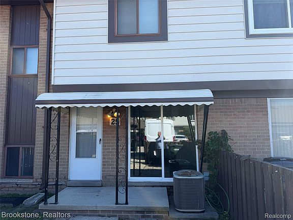 3rd image of 8401 Eighteen Mile Rd #29