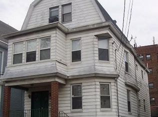 122 Maple St, Kearny, NJ 07032