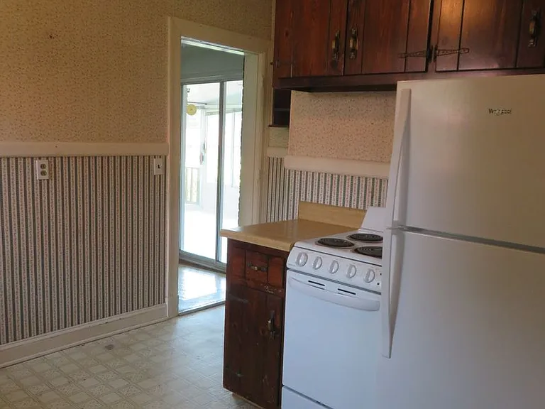 707 Hamilton Ave — Photo 6