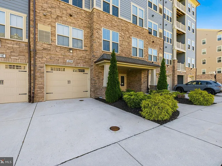 3411 Angelica Way #401 — Photo 34