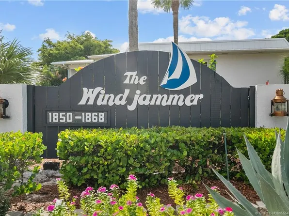 1866 SW Palm City Rd APT 204, Stuart, FL 34994