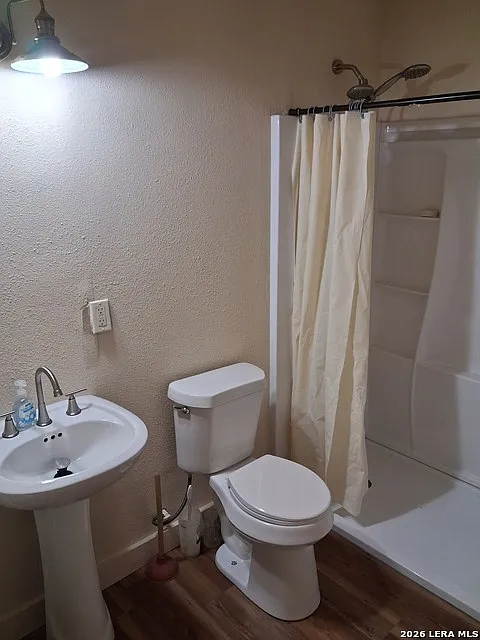 3 bed, 1.0 bath, 1428 sqft, $1,500 — Photo 4