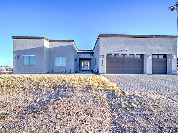 3rd image of 25037 W CHAPAROSA Way