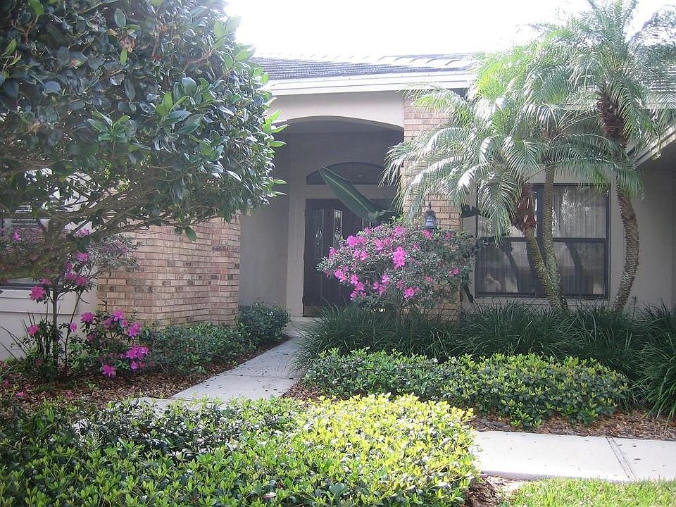 1st image of 2422 Parkstream Ave