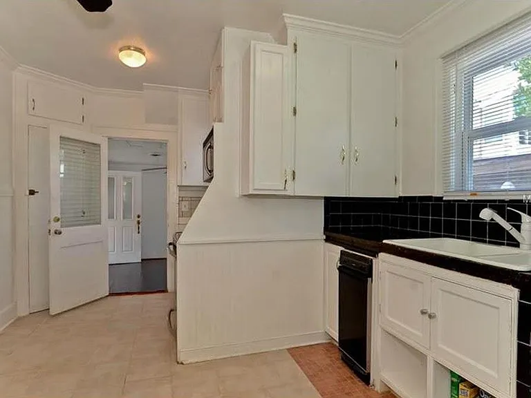 551 Zanesville St S #1 — Photo 3