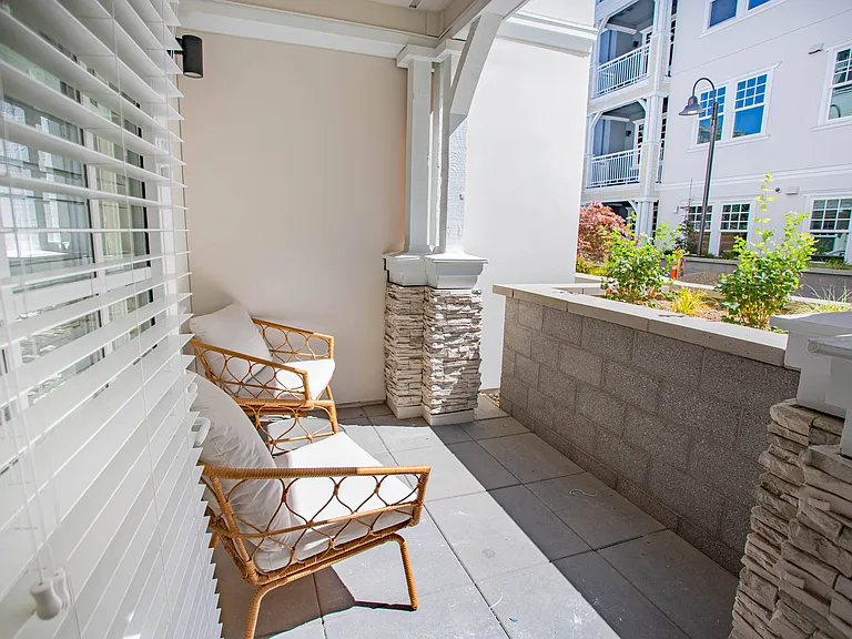 Bayswater Apartments — Photo 13