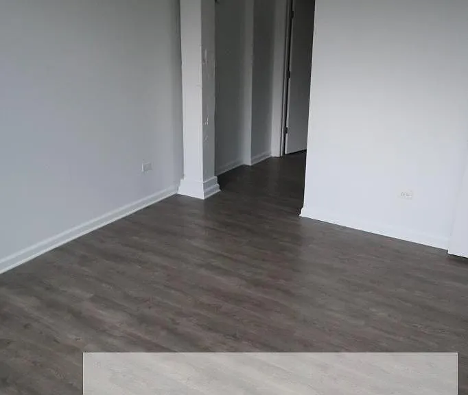 932 W Dakin St #201 — Photo 10