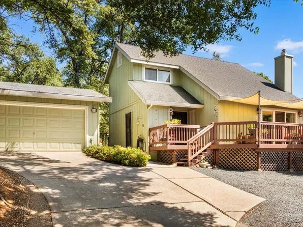 18017 Foxtail Dr, Penn Valley, CA 95946