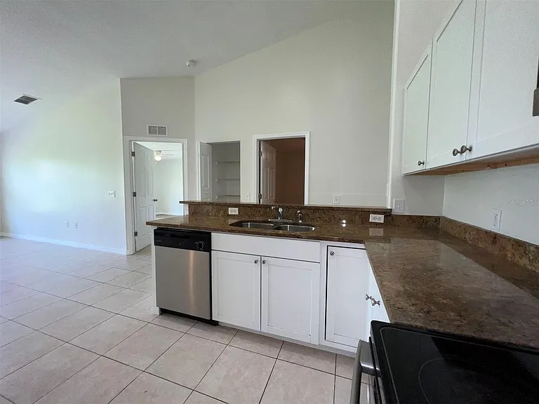 37215 Grassy Hill Ln #1 — Photo 17