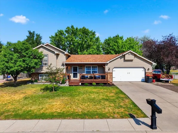 4801 Johnston Dr, Rapid City, SD 57703