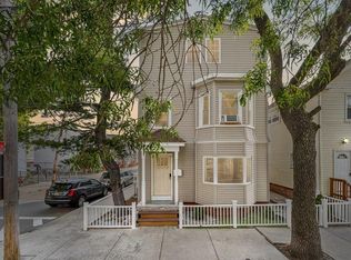 39 Heard St, Chelsea, MA 02150