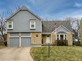 11507 Rosehill Rd, Overland Park, KS 66210