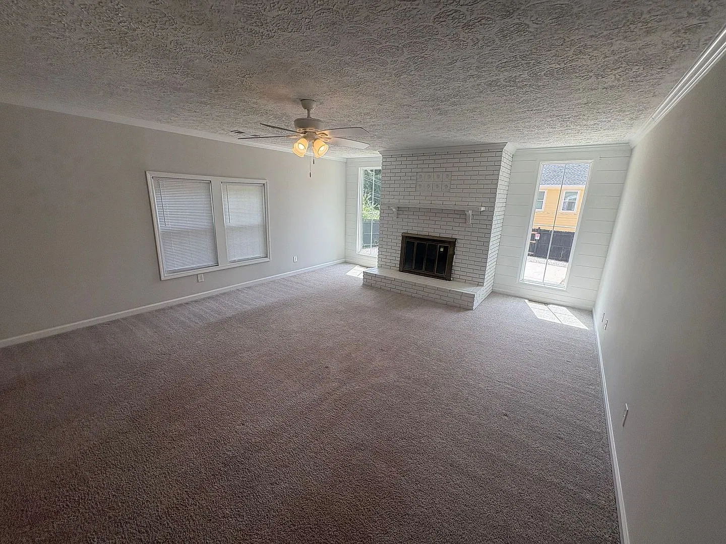 Pre-Leasing For August 10th 2027! — Photo 3
