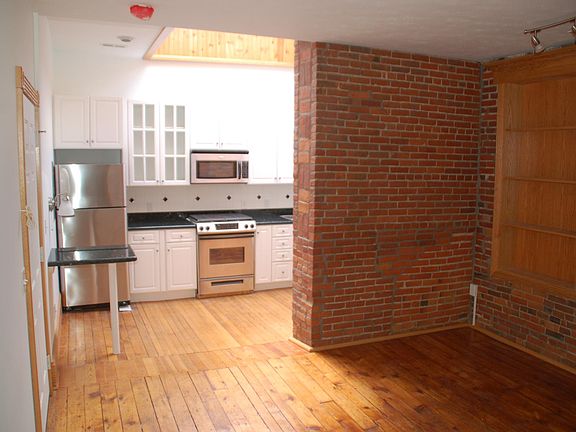 2nd image of 4738 Lorain Ave APT 4