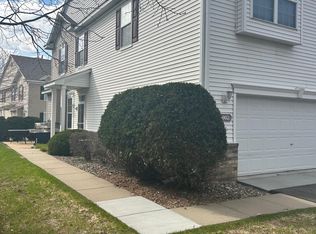 11005 Oak Grove Cir UNIT D, Woodbury, MN 55129