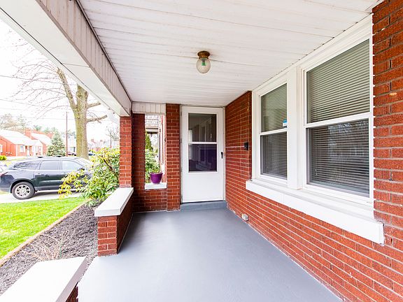 3rd image of 2330 Mount Claire Ave