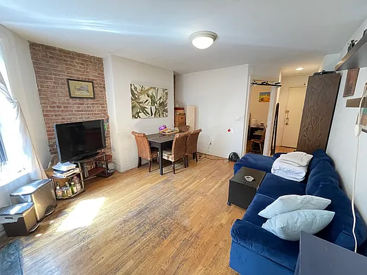 Rented by Corcoran | media 10