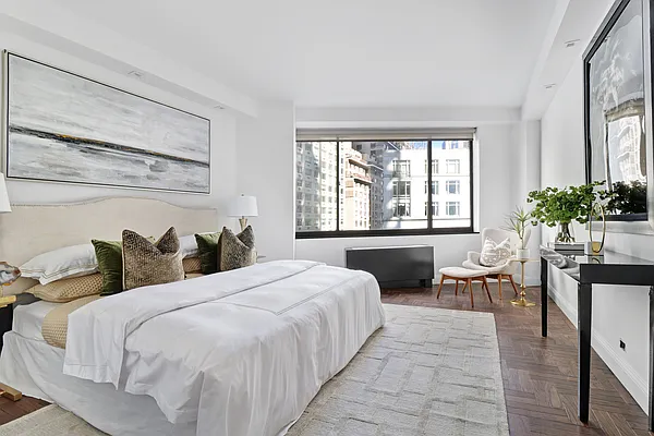 Sold by Compass | media 6