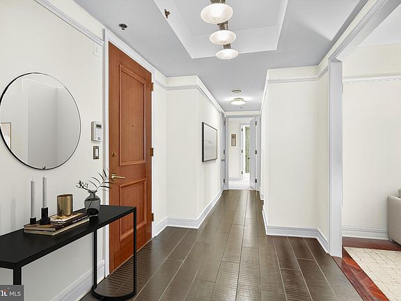 2nd image of 1155 23rd St NW APT 3D