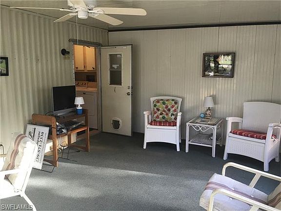 3rd image of 191 Sugarloaf Ln #51