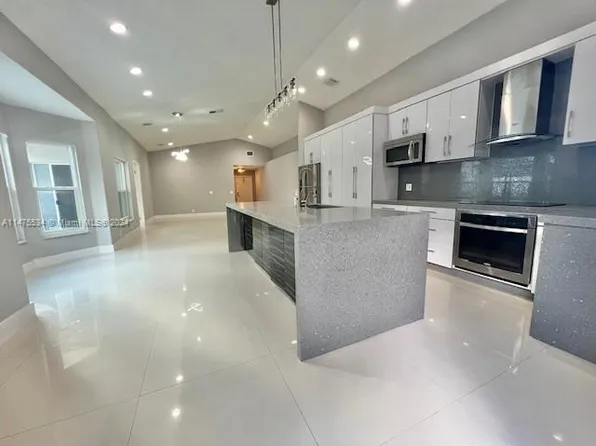4840 SW 34th Ave, Fort Lauderdale, FL 33312