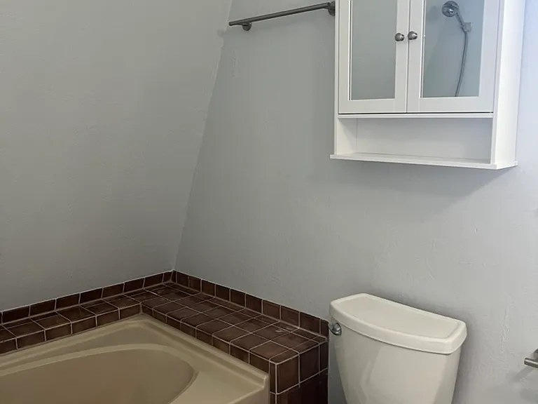 1150 James Pl #2 — Photo 13