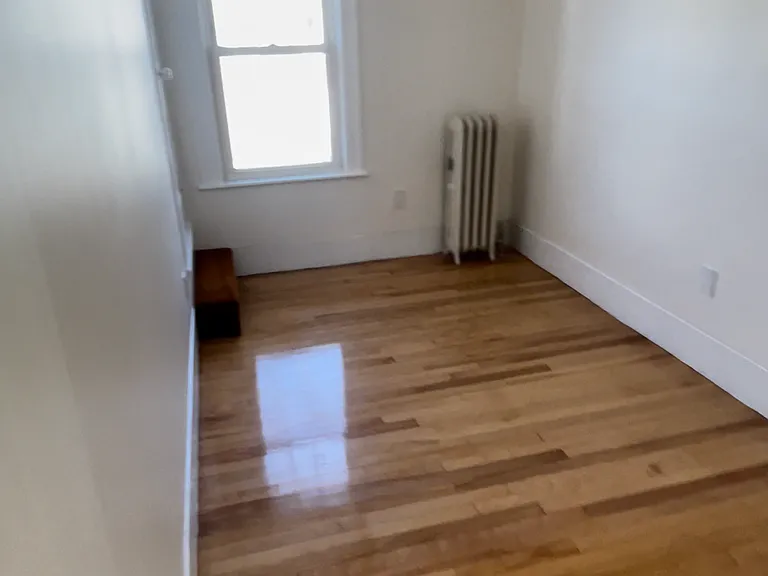 43 Arthur St #2 — Photo 14