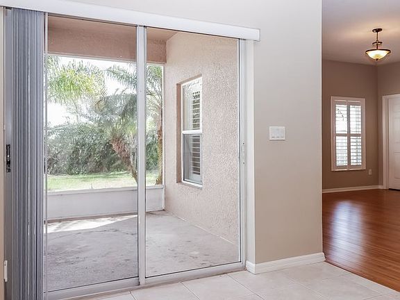 5th image of 1521 Emerald Hill Way