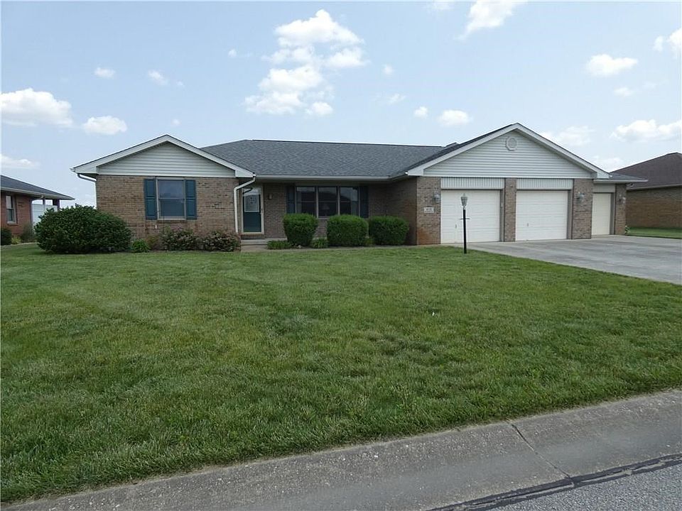 1st image of 415 Alexander Dr