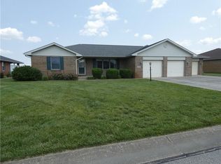 415 Alexander Dr, Seymour, IN 47274