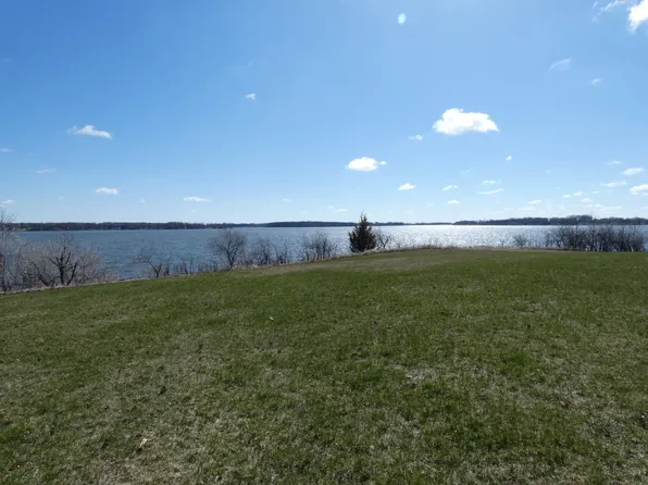 10 Pheasant Dr, Slayton, MN 56172