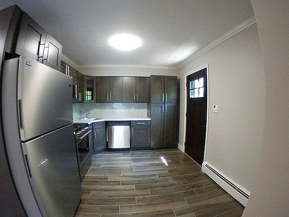 2nd image of 547 Barclay Ave