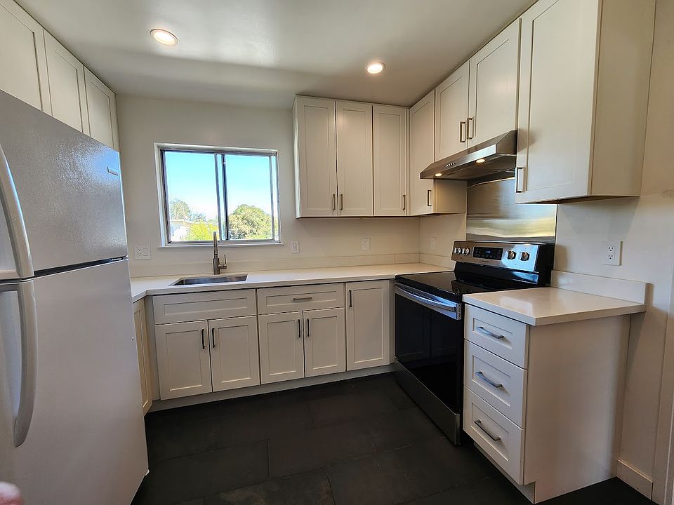1st image of 959 Alice Ln #3