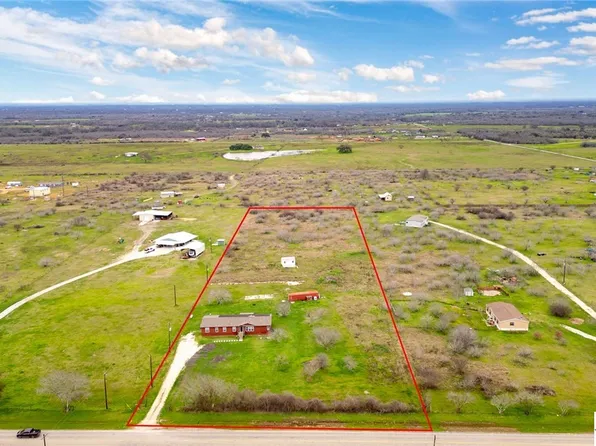 10825 State Park Rd, Lockhart, TX 78644