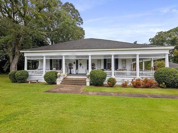 406 N 18th St, Lanett, AL 36863