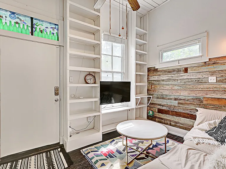 1012 Dart St. — Photo 14