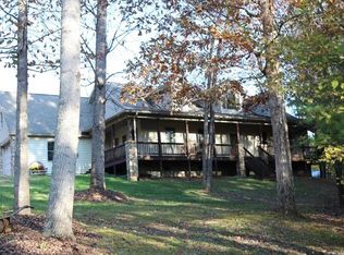 79 Harris Rd, Fairview, NC 28730