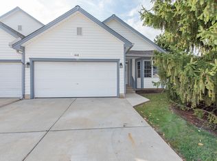 1416 Garnet Ct, Gurnee, IL 60031