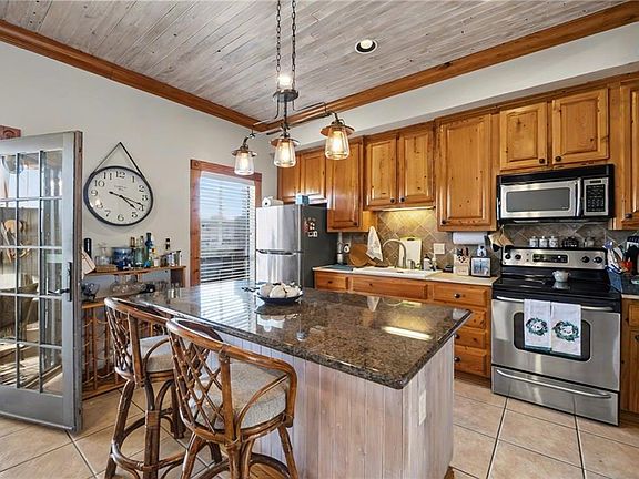 5th image of 127 Highway 22 E APT N10
