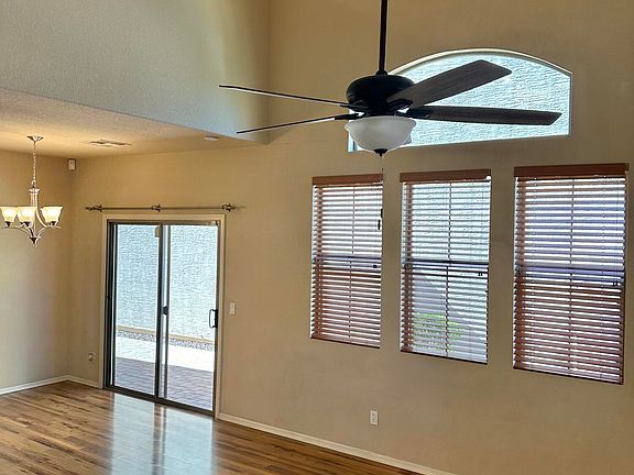 5th image of 5013 W ESCUDA Drive