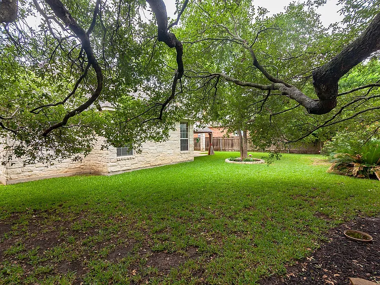 2412 Arbor Dr — Photo 36