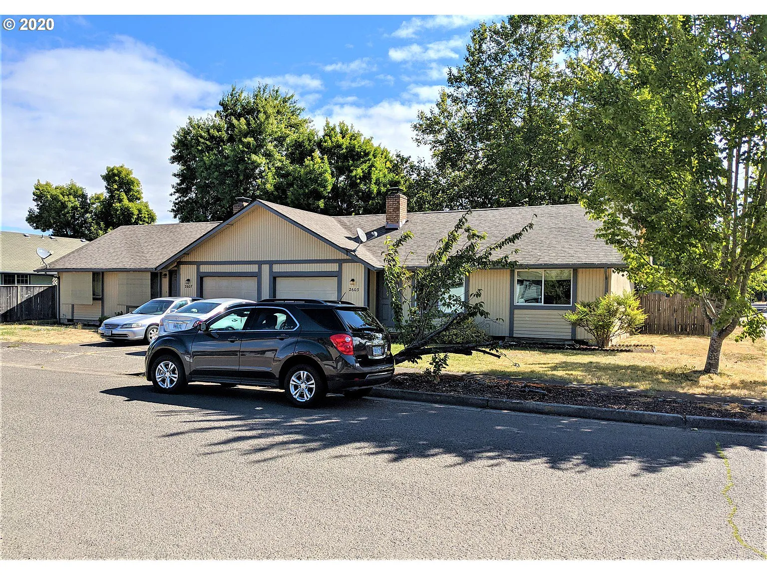 2603 Arnold Ave photo 1