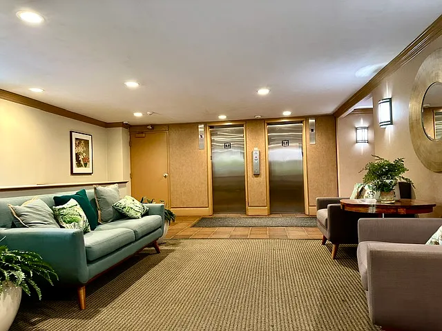 131 Sewall Ave #31 — Photo 4