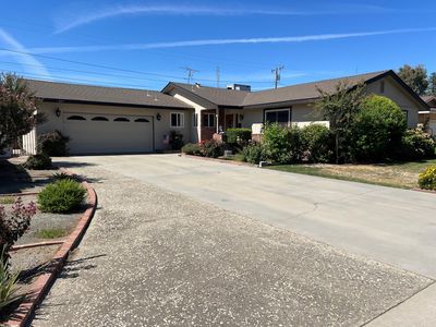 855 E Pleasant Avenue, Tulare, CA, 93274