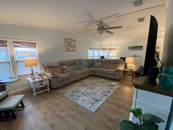 4th image of 856 SE Serendipity Pl #312