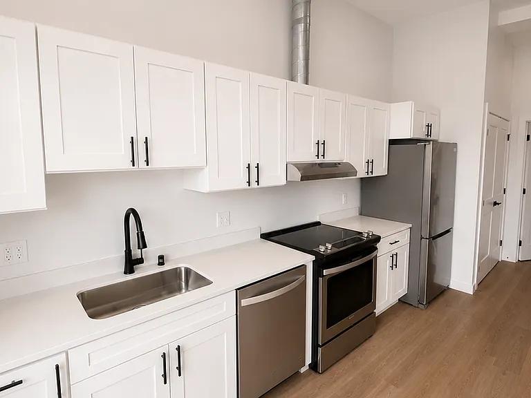 The Gibson Apartment Homes — Photo 36