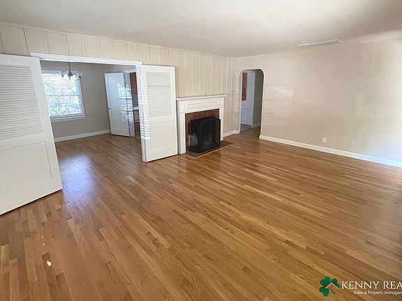 3rd image of 123 Beverly Dr