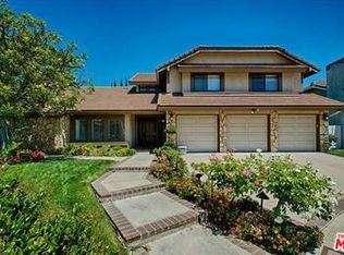 17733 Royce Dr W, Encino, CA 91316