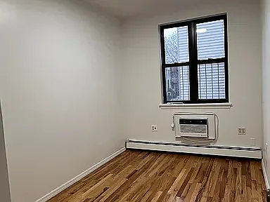 152 Norman Ave #2R — Photo 2